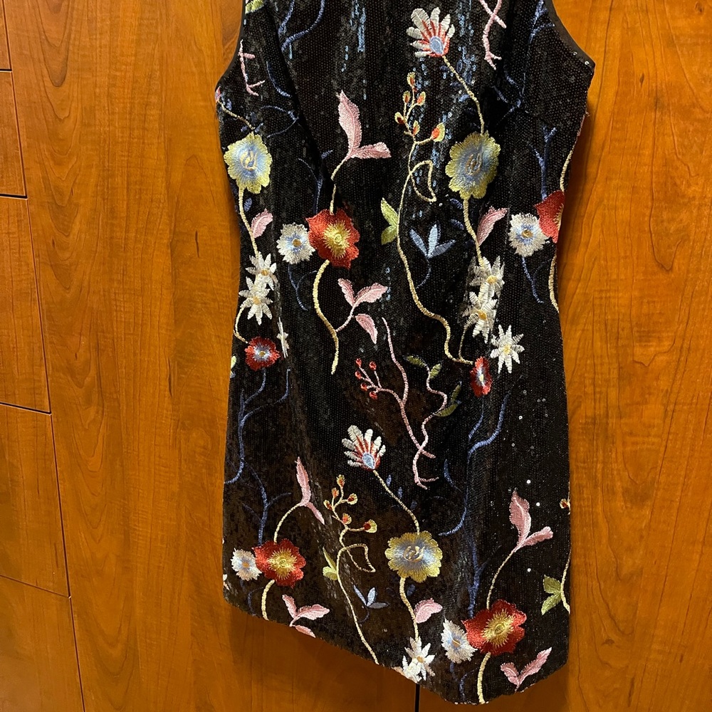 Gorgeous mini sequin dress new with tags